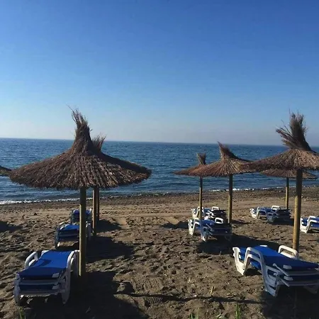 104 - With Private Swimming Pool *