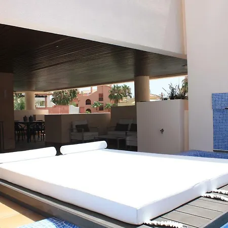 104 - With Private Swimming Pool Apartment *