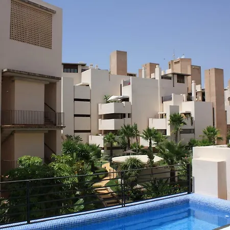 104 - With Private Swimming Pool