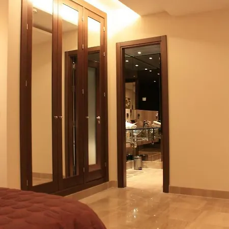104 - With Private Swimming Pool Apartment *