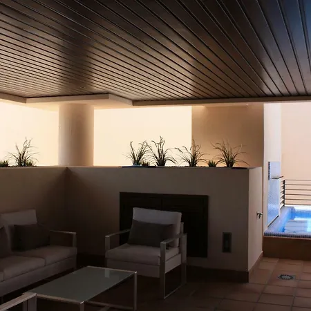 Apartment 104 - With Private Swimming Pool