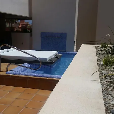 104 - With Private Swimming Pool Estepona