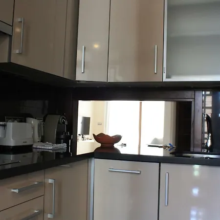 Apartment 104 - With Private Swimming Pool Estepona