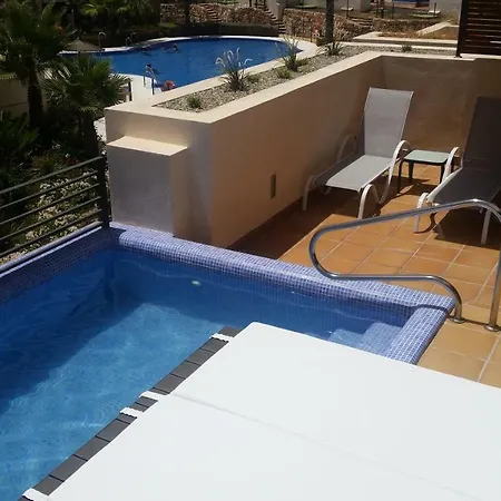 104 - With Private Swimming Pool * Estepona
